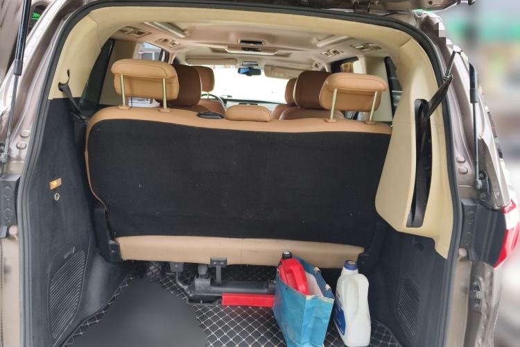 Used Huasong 7 2017 2.0T Automatic Elite Edition Trunk