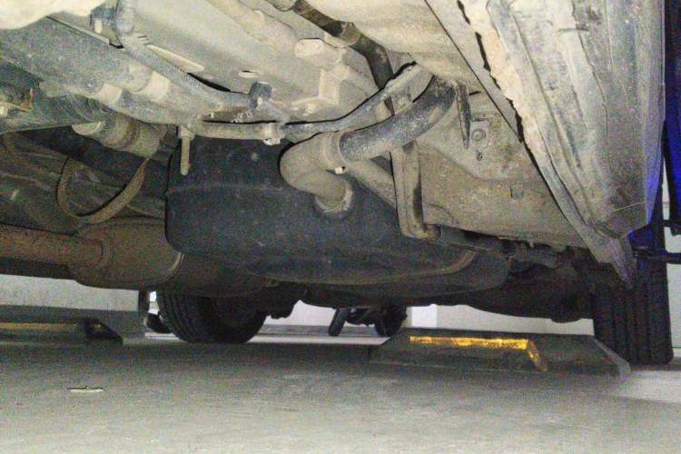 Used Huasong 7 2017 2.0T Automatic Executive Version Chassis Front Left