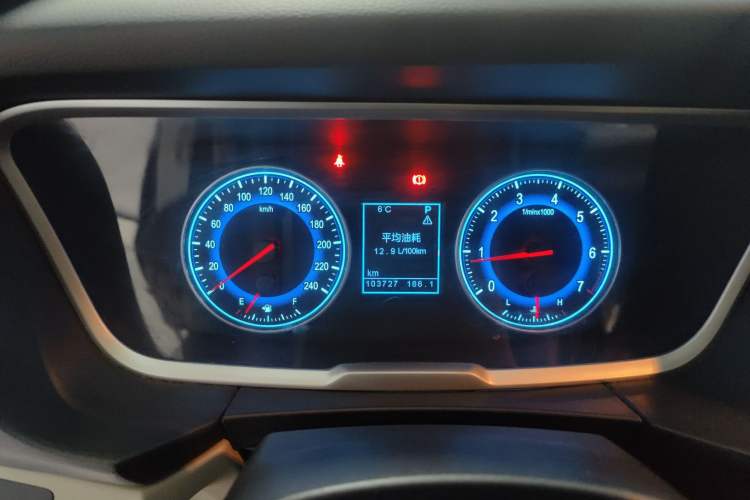 Used Huasong 7 2017 2.0T Automatic Standard Edition Instrument Cluster