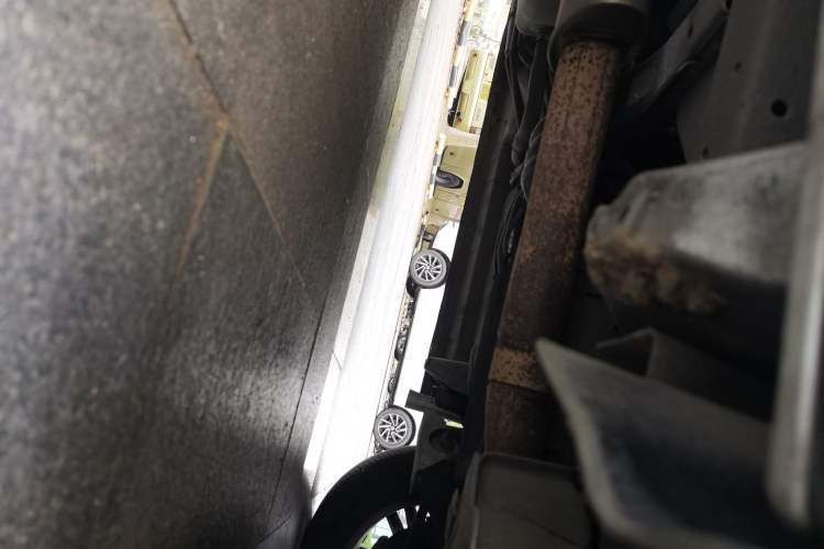 Used Huasong 7 2017 2.0T Automatic Elite Edition Chassis Front Right