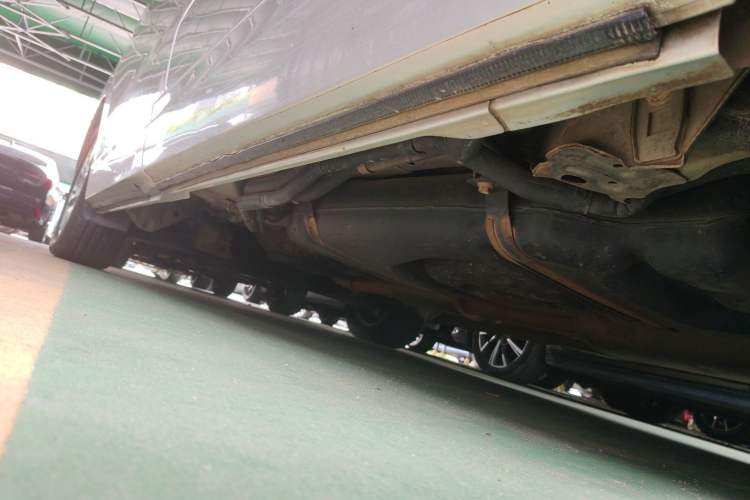Used Huasong 7 2017 2.0T Automatic Elite Edition Chassis Rear Left