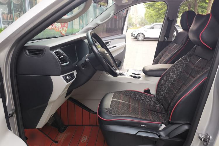 Used Huasong 7 2017 2.0T Automatic Elite Edition Driver Seat