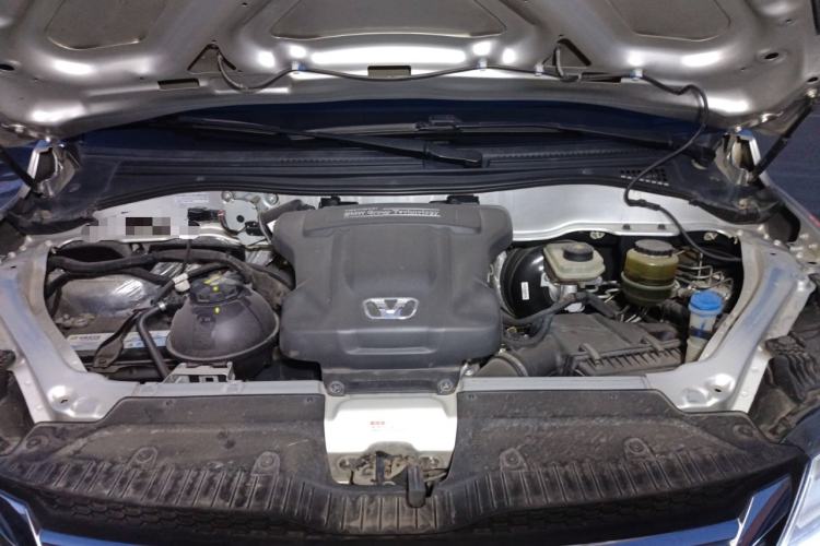 Used Huasong 7 2017 2.0T Automatic Elite Edition Engine Bay