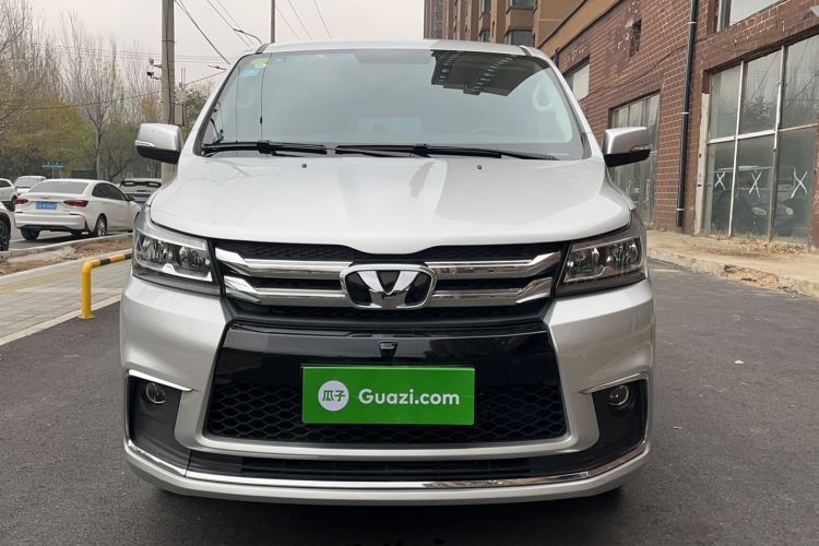 Used Huasong 7 2017 2.0T Automatic Standard Edition Exterior 1