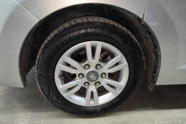 Used Huasong 7 2017 2.0T Automatic Standard Edition Exterior 1