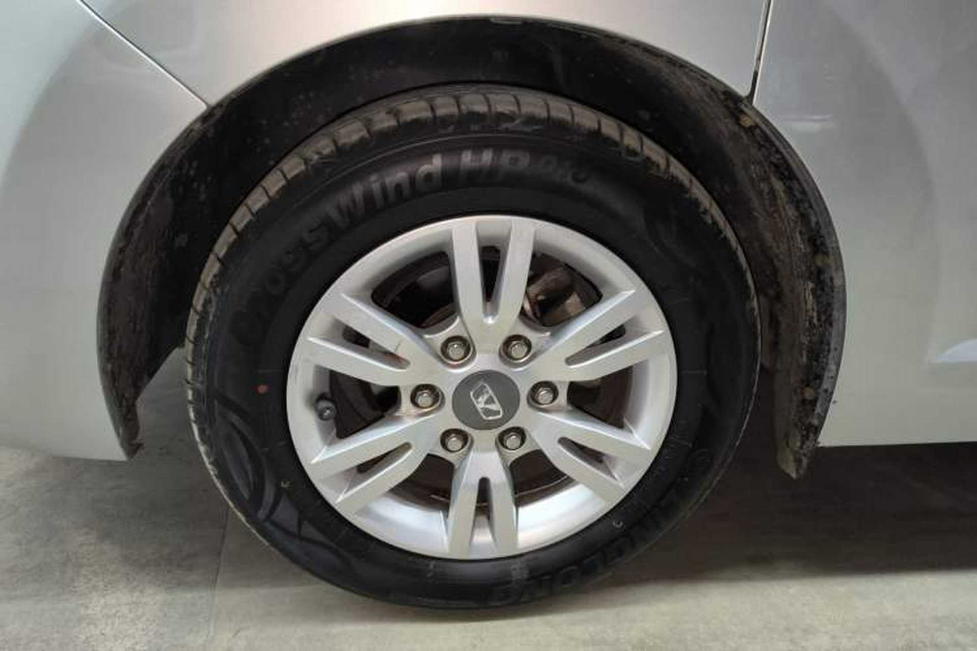 Used Huasong 7 2017 2.0T Automatic Standard Edition Exterior 1