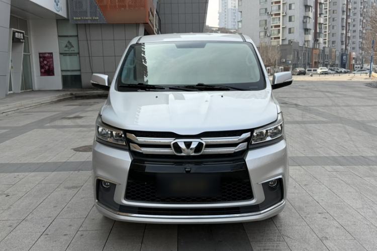 Used Huasong 7 2017 2.0T Automatic Standard Edition Exterior 5