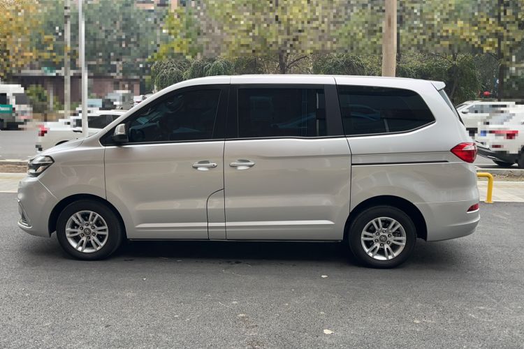 Used Huasong 7 2017 2.0T Automatic Standard Edition Exterior 7