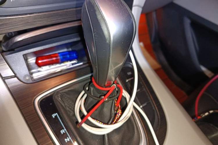 Used Huasong 7 2017 2.0T Automatic Elite Edition Gear Lever