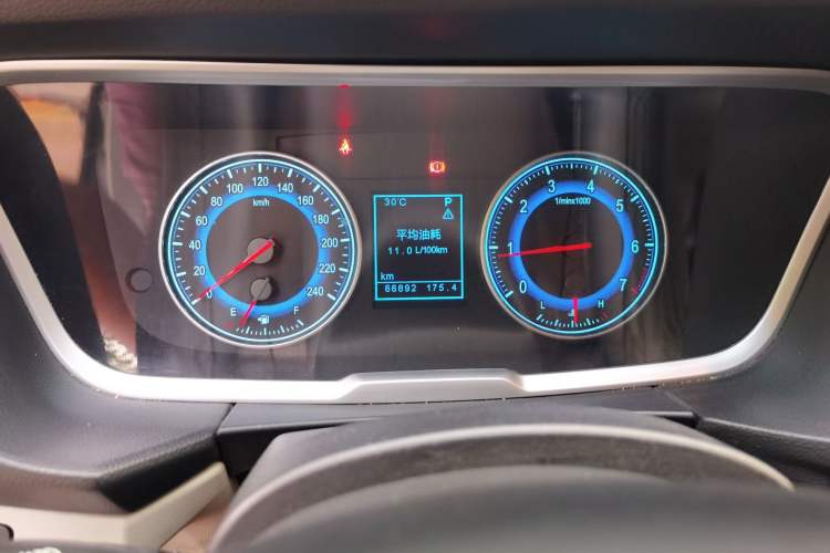 Used Huasong 7 2017 2.0T Automatic Elite Edition Instrument Cluster