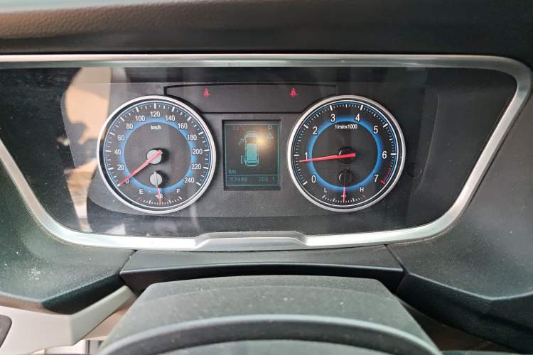 Used Huasong 7 2017 2.0T Automatic Elite Edition Instrument Cluster