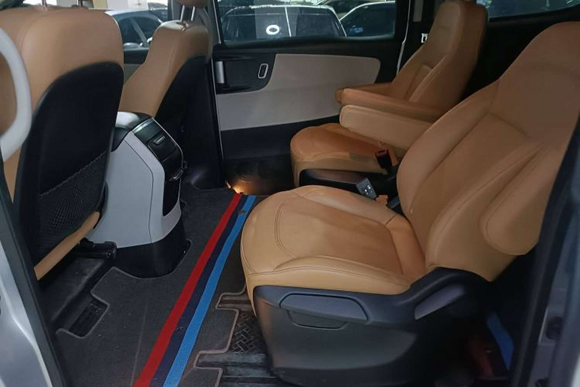 Used Huasong 7 2017 2.0T Automatic Elite Edition Interior 2