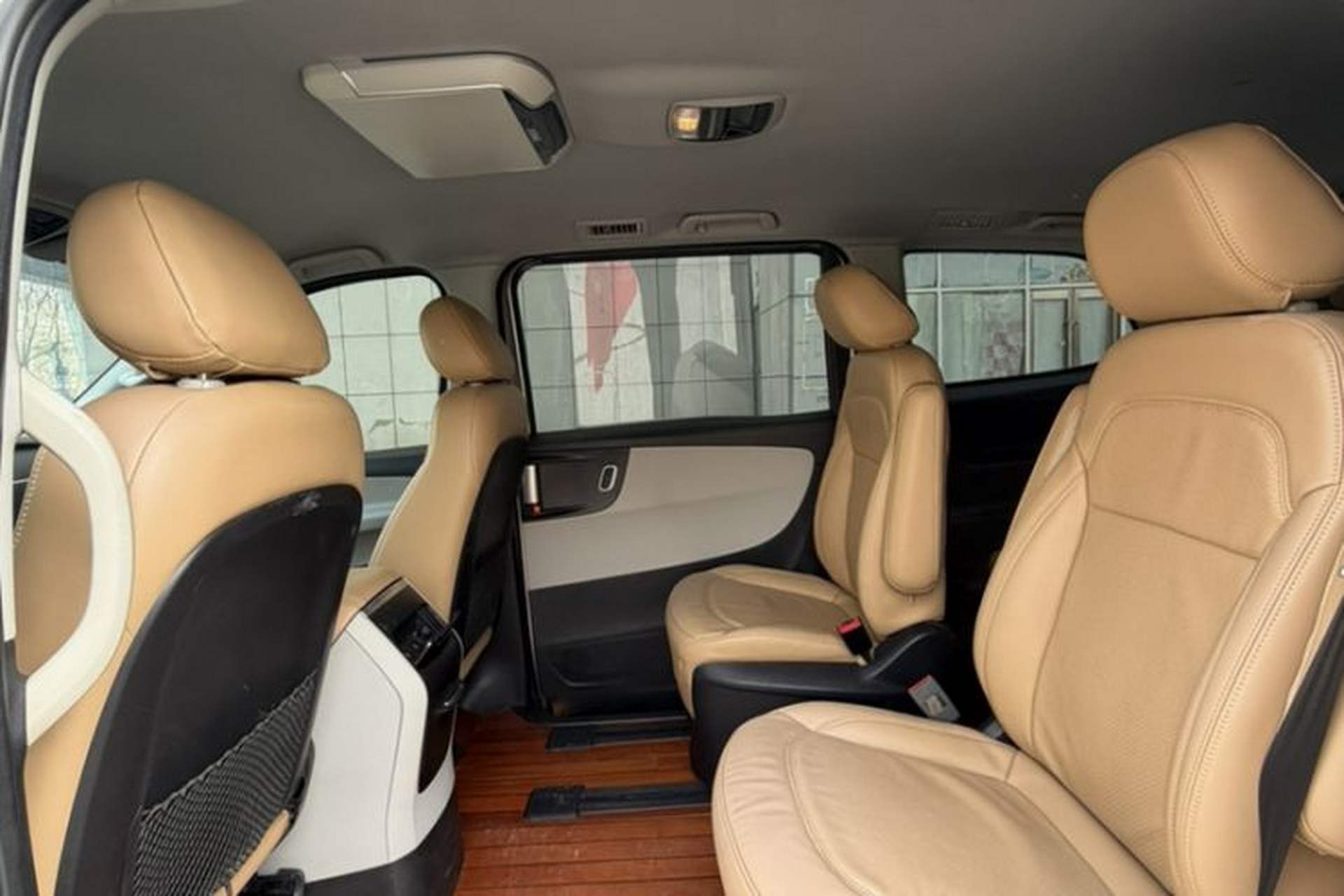 Used Huasong 7 2017 2.0T Automatic Standard Edition Interior 2