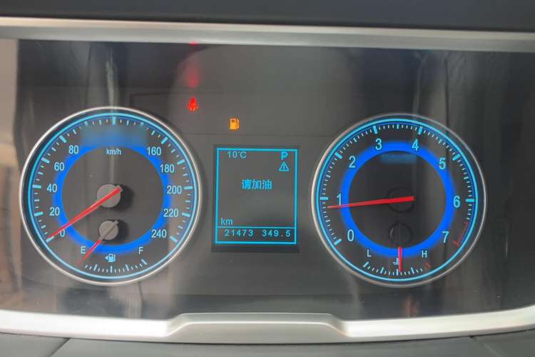 Used Huasong 7 2017 2.0T Automatic Standard Edition Interior 4