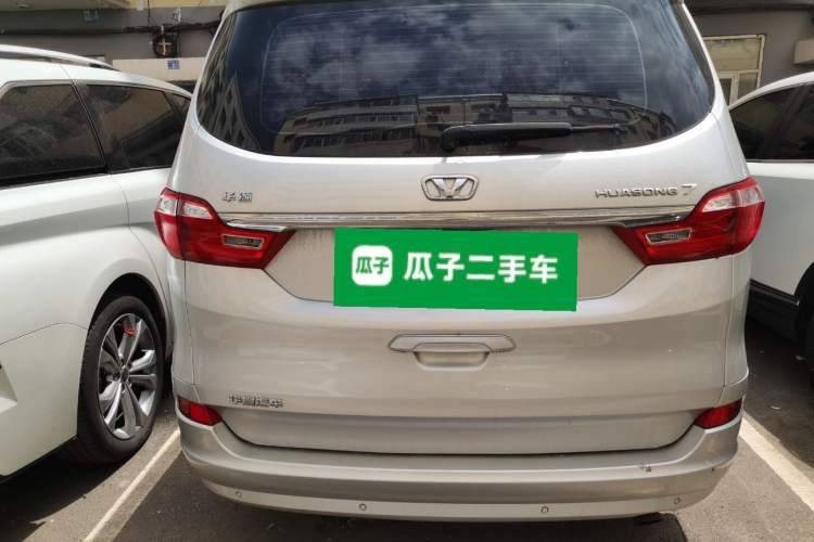 Used Huasong 7 2017 2.0T Automatic Standard Edition Rear