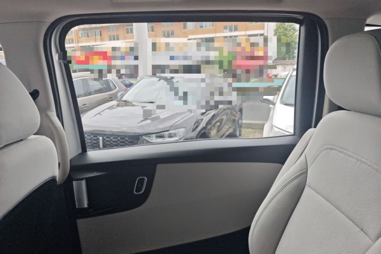 Used Huasong 7 2017 2.0T Automatic Standard Edition Right Rear Door Interior