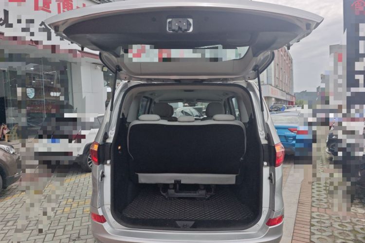 Used Huasong 7 2017 2.0T Automatic Standard Edition Trunk