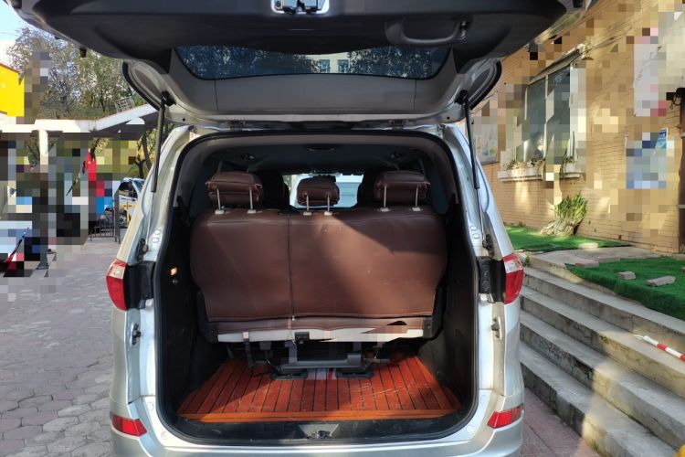 Used Huasong 7 2017 2.0T Automatic Elite Edition Trunk