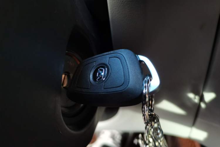 Used Huasong 7 2017 2.0T Automatic Elite Edition Vehicle Key