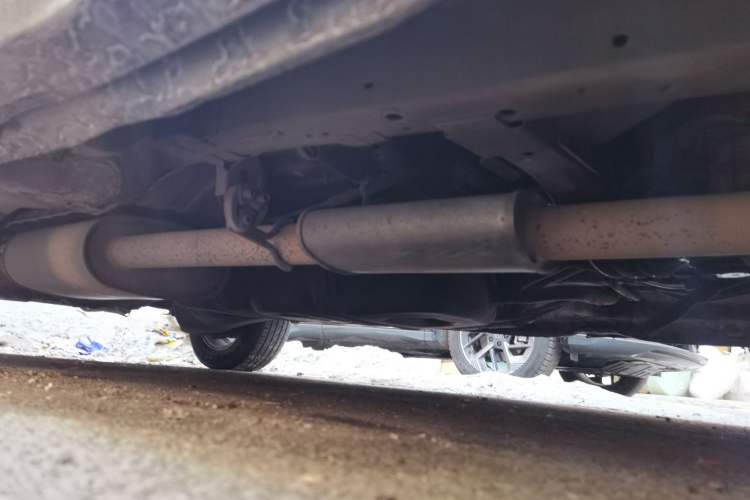 Used Huasong 7 2017 2.0T Automatic Standard Edition Chassis Front Right