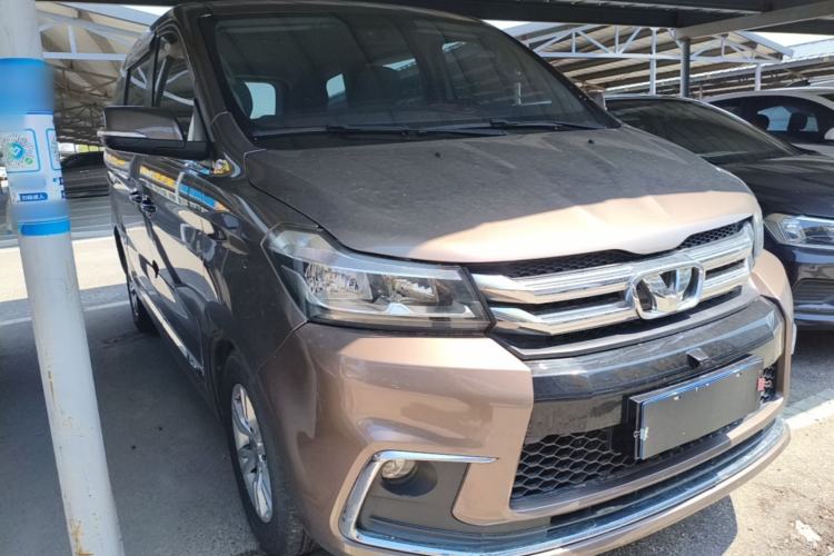 Used Huasong 7 2017 2.0T Automatic Standard Edition Front Right 45 Deg