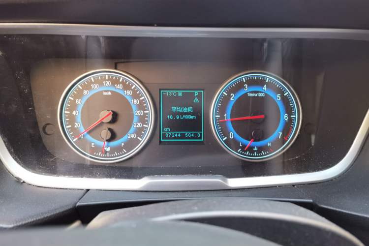 Used Huasong 7 2017 2.0T Automatic Standard Edition Instrument Cluster