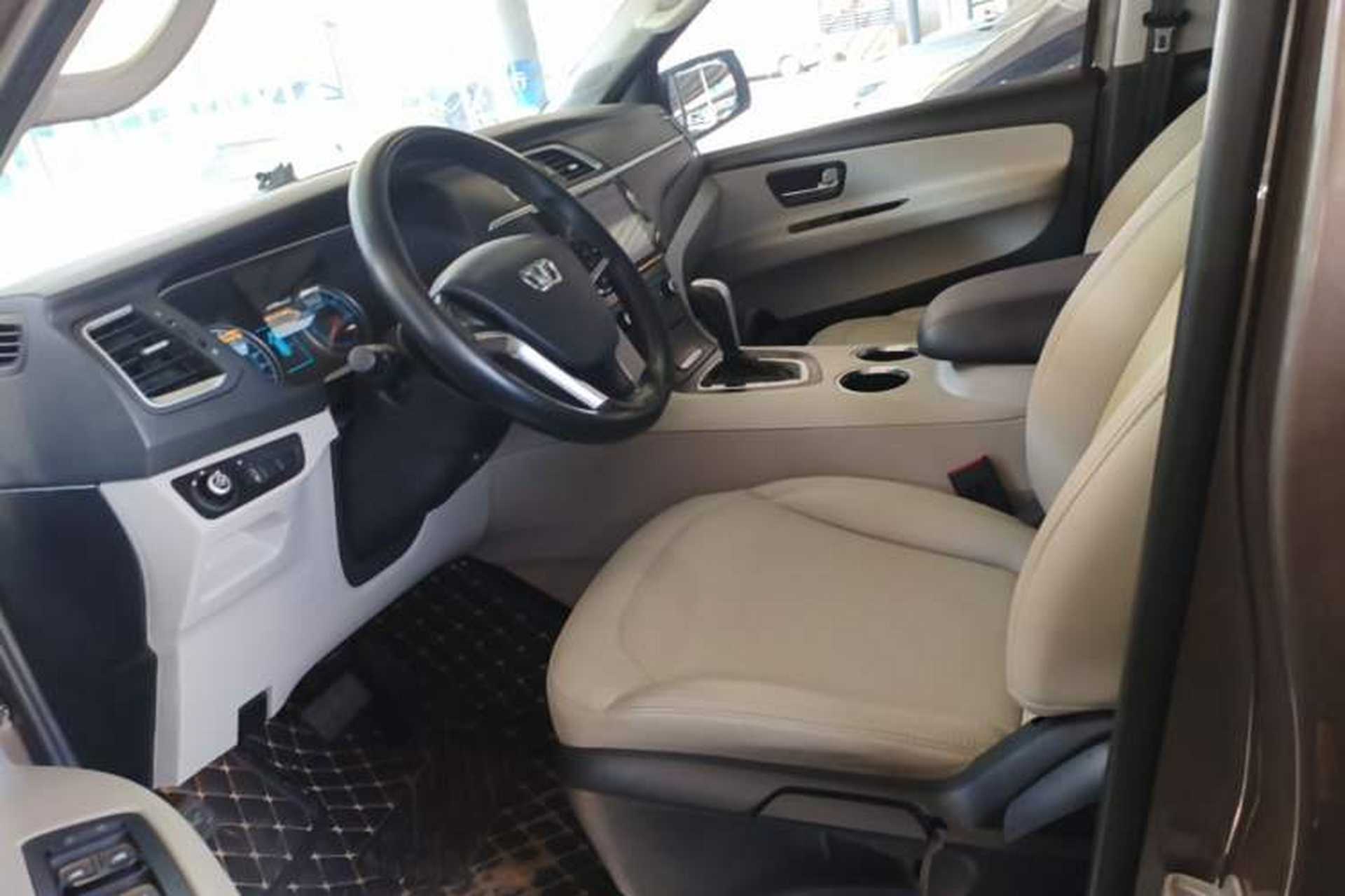 Used Huasong 7 2017 2.0T Automatic Standard Edition Left Front Seat