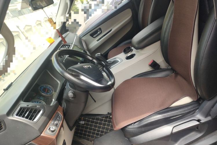 Used Huasong 7 2017 2.0T Automatic Elite Edition Left Front Seat