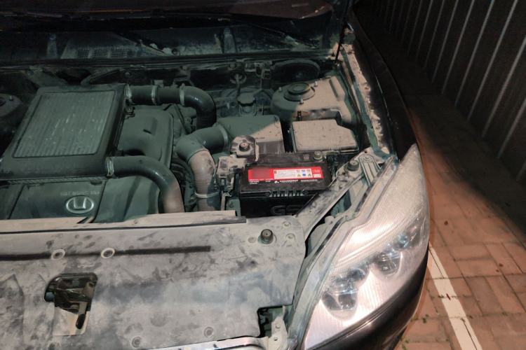 Used Huatai Boliger 2012 1.8T Manual Two-Wheel Drive Urban Edition Engine Bay Left