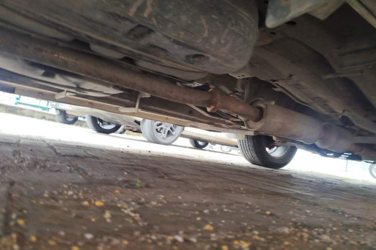 Used Huatai Boliger 2012 2.0T Manual Two-Wheel Drive Zhihui Edition Chassis Rear Right