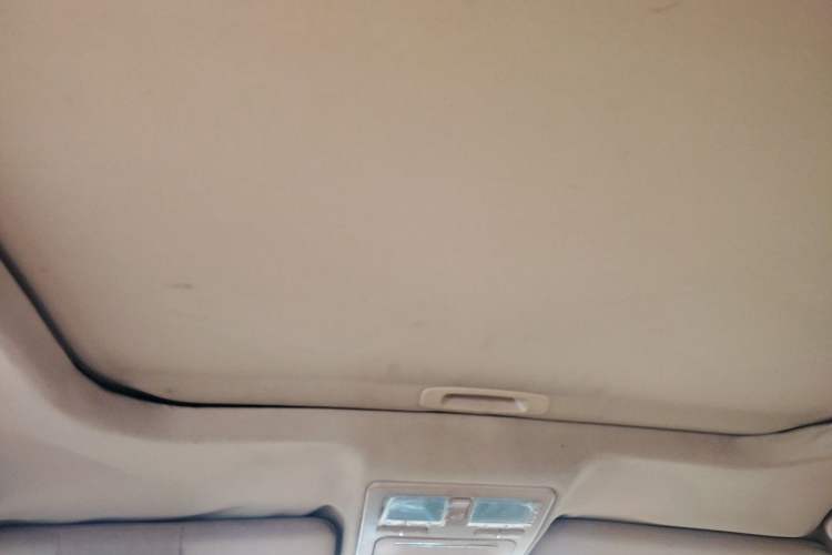 Used Huatai Boliger 2012 2.0T Manual Two-Wheel Drive Zhihui Edition Headliner