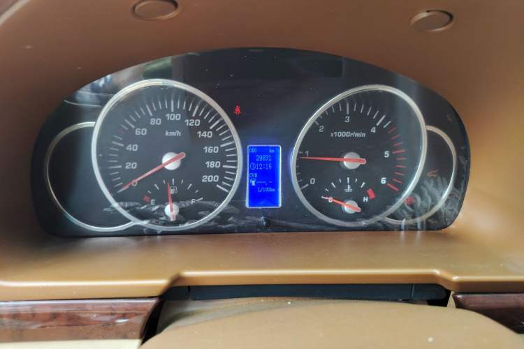 Used Huatai Boliger 2012 2.0T Manual Two-Wheel Drive Zhihui Edition Instrument Cluster