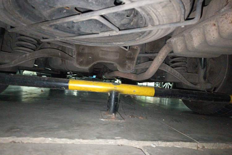 Used Huatai Boliger 2013 1.8T Automatic Two-Wheel Drive Zhihui Edition Chassis Front