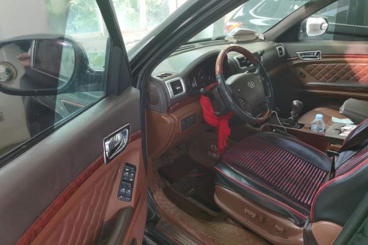 Used Huatai Boliger 2013 2.0T Manual Two-Wheel Drive ZhiZun Edition Driver Seat