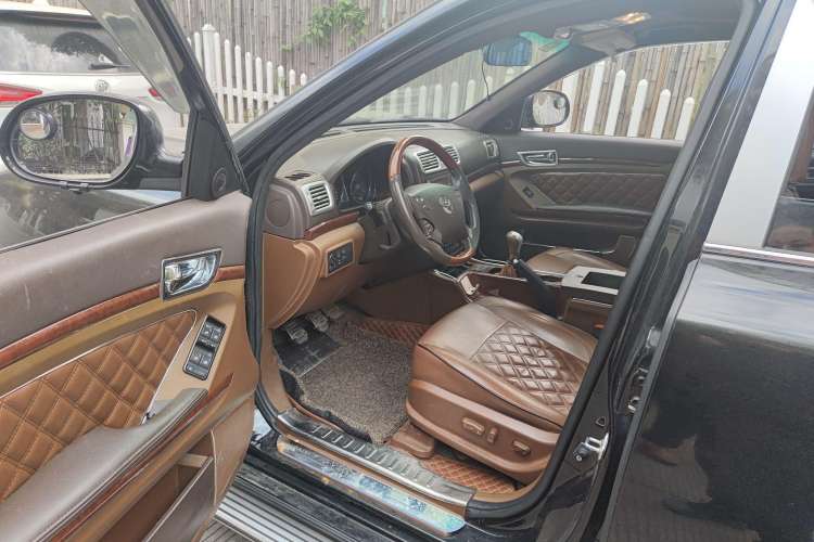 Used Huatai Boliger 2013 2.0T Manual Two-Wheel Drive ZhiZun Edition Driver Seat