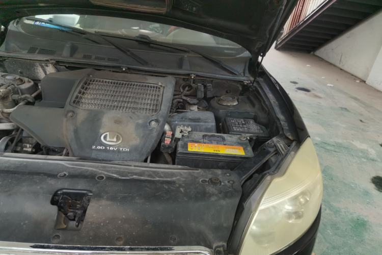 Used Huatai Boliger 2013 2.0T Manual Two-Wheel Drive ZhiZun Edition Engine Bay Left