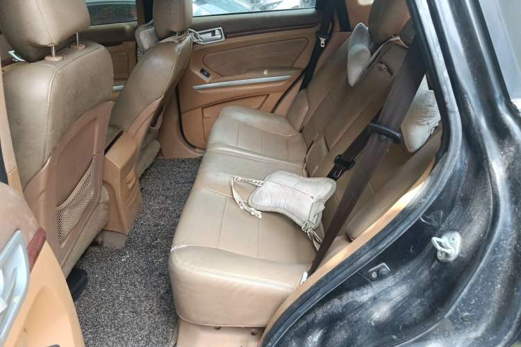 Used Huatai Boliger 2013 1.8T Automatic Two-Wheel Drive Zhihui Edition Left Rear Seat