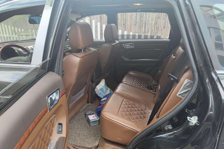 Used Huatai Boliger 2013 2.0T Manual Two-Wheel Drive ZhiZun Edition Left Rear Seat