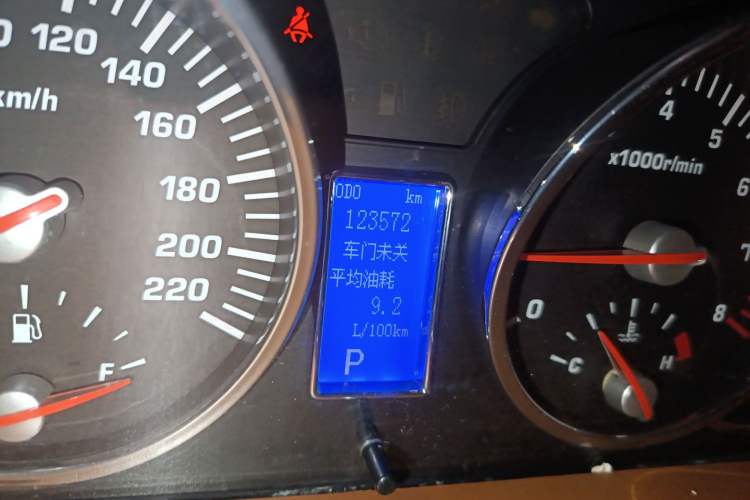 Used Huatai Boliger 2013 1.8T Automatic Two-Wheel Drive Zhihui Edition Odometer Close Up