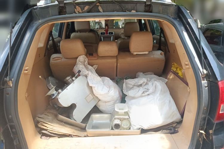 Used Huatai Boliger 2013 1.8T Automatic Two-Wheel Drive Zhihui Edition Trunk