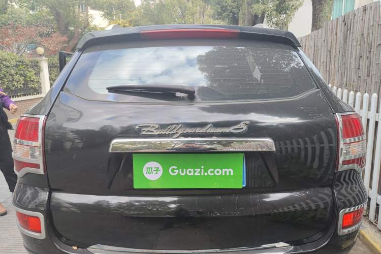 Used Huatai Boliger 2013 2.0T Manual Two-Wheel Drive ZhiZun Edition Trunk