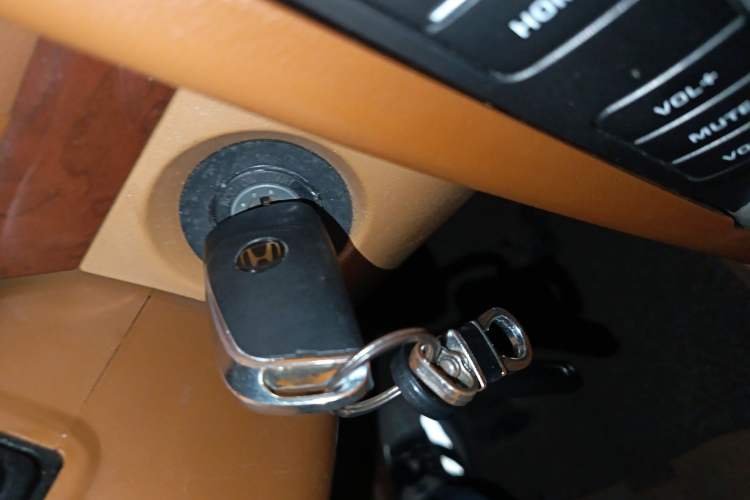 Used Huatai Boliger 2013 1.8T Automatic Two-Wheel Drive Zhihui Edition Vehicle Key