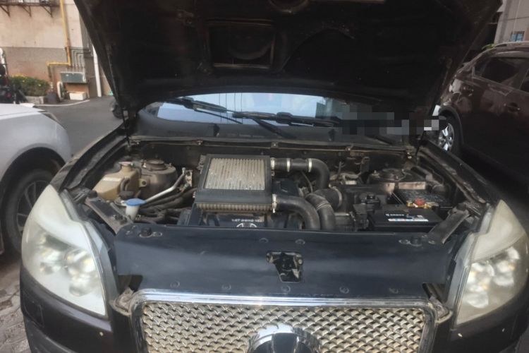 Used Huatai Boliger 2013 1.8T Manual Two-Wheel Drive ZhiZun Edition Engine Bay