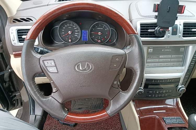 Used Huatai Boliger 2014 1.8T Manual Two-Wheel Drive Smart Edition Steering Wheel