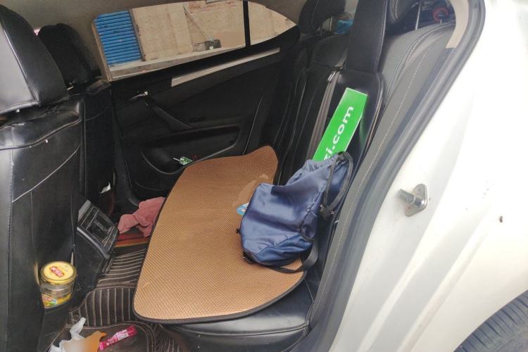 Used Huatai New Energy iEV230 2017 Elite Model Left Rear Seat