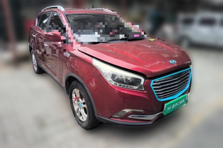 Used Huatai New Energy XEV260 2017 Elite Model Front Right 45 Deg