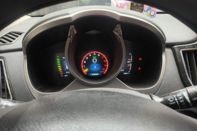 Used Huatai New Energy XEV260 2017 Elite Model Instrument Cluster