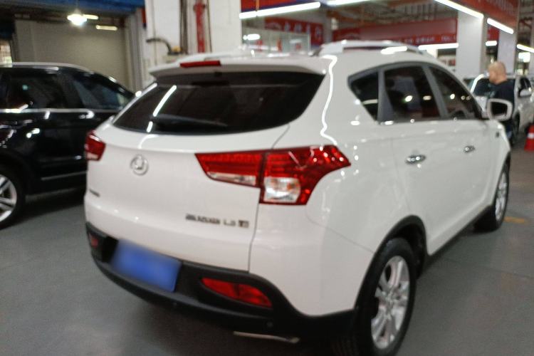 Used Huatai Santa Fe 2017 1.5T Gasoline Automatic Two-Wheel Drive Smart Enjoyment i3 Model Exterior 3