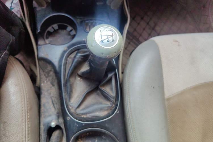 Used Huatai Santa Fe  Gear Lever