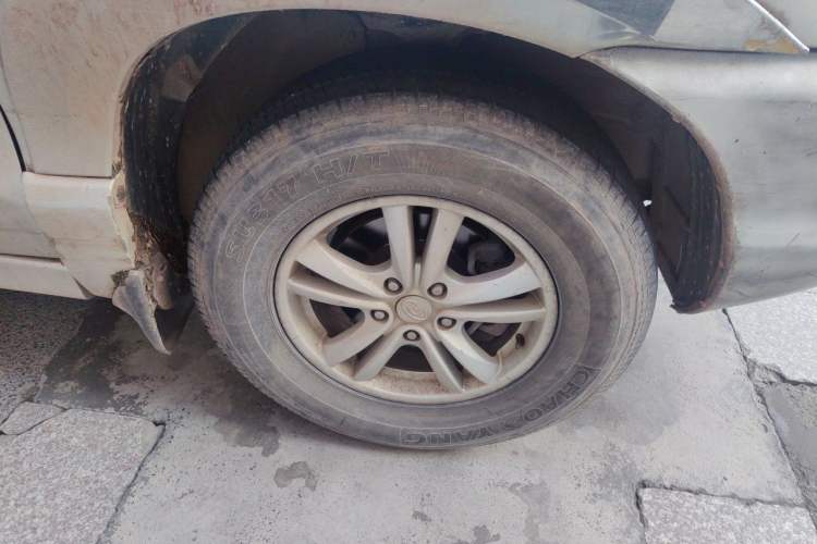 Used Huatai Santa Fe  Right Front Wheel Hub